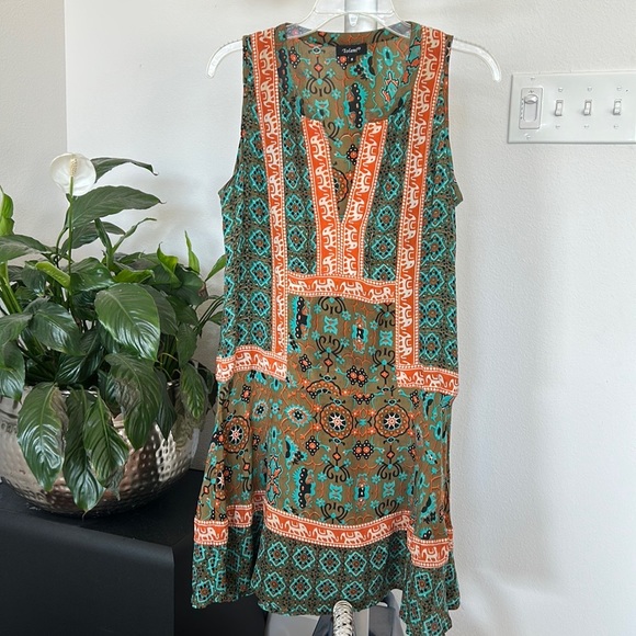 Tolani Boho Reva Silk Mini Dress Sz S peasant Elephant Festival V neck - Picture 2 of 8